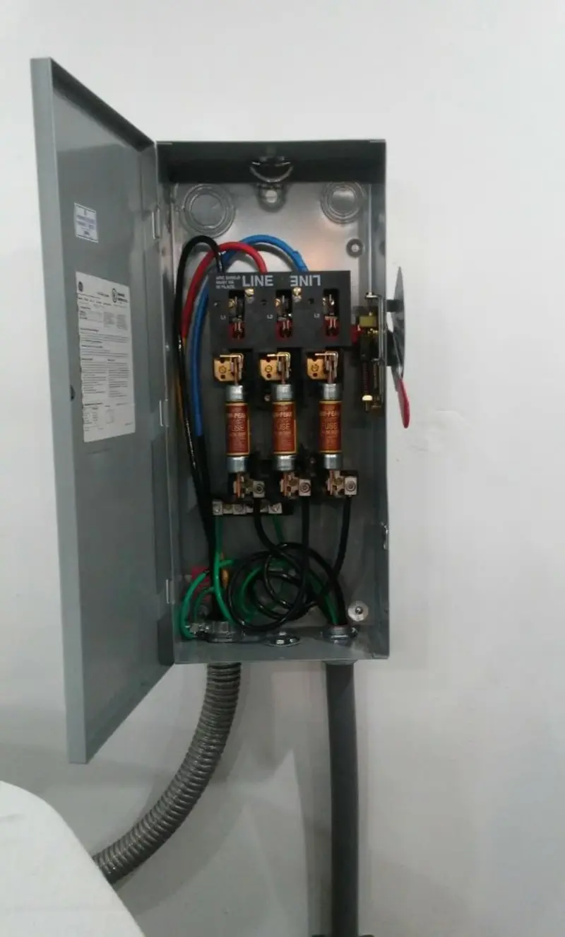 Three-phase disconnect switch installed for Smoke Detector Installation in Old Westbury